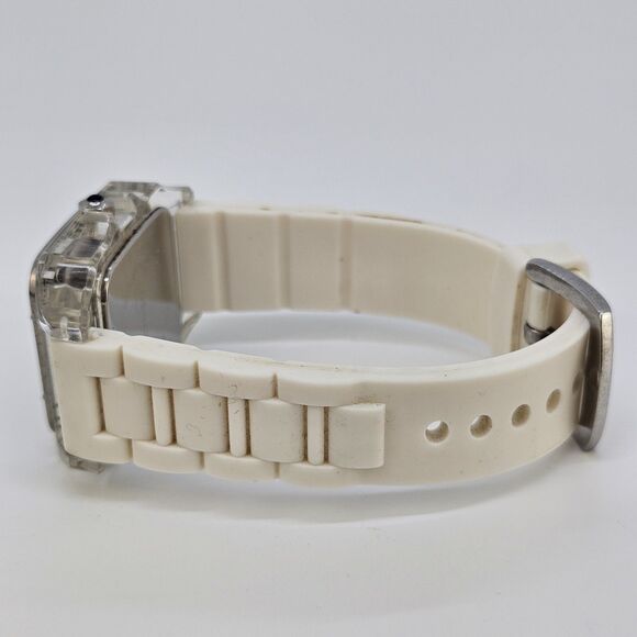 35MM Women's‎ Square Watch White Dial White Plastic Bands New Battery - Picture 6 of 11